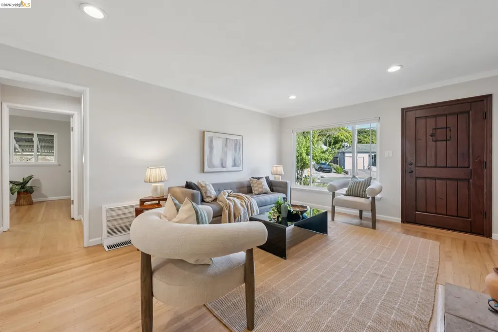 1036 Spring Court Hayward CA 94542