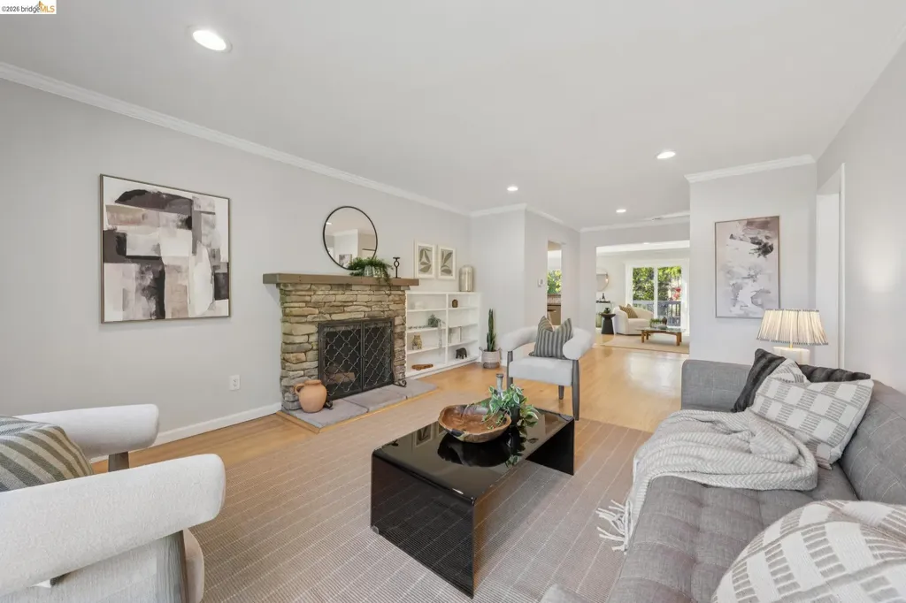 1036 Spring Court Hayward CA 94542