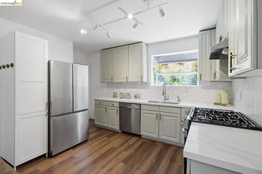 2081 Bonar Street Berkeley CA 94702
