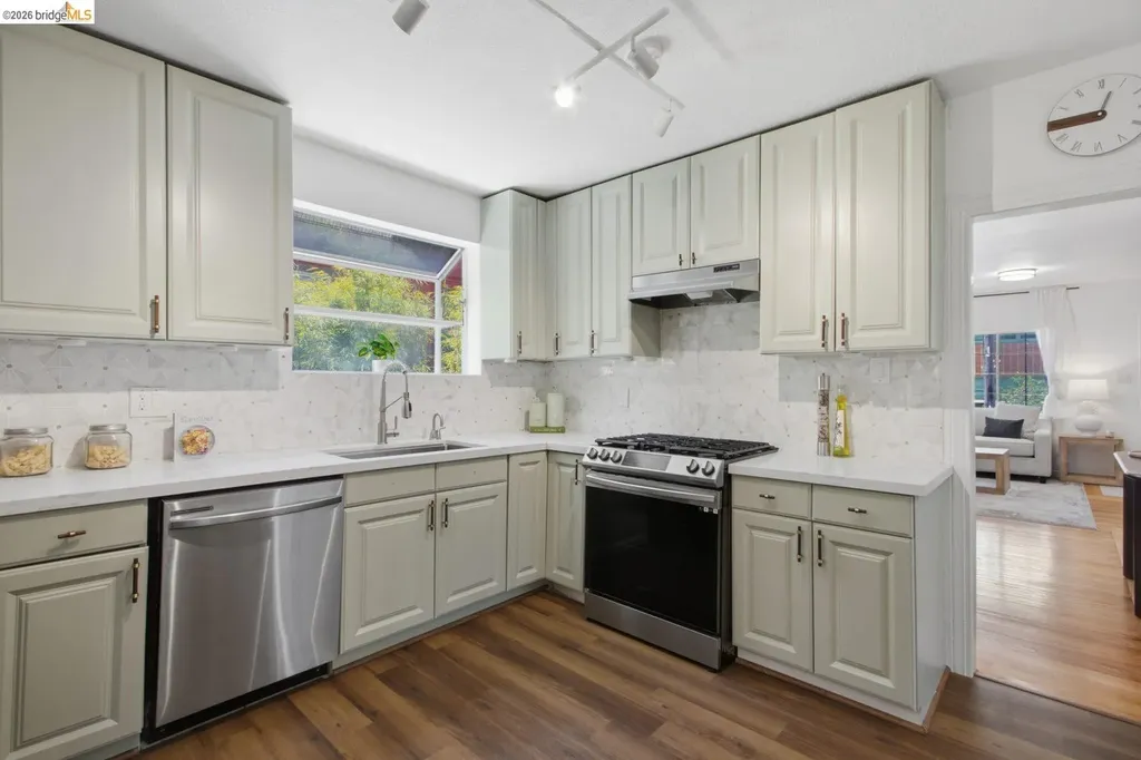 2081 Bonar Street Berkeley CA 94702