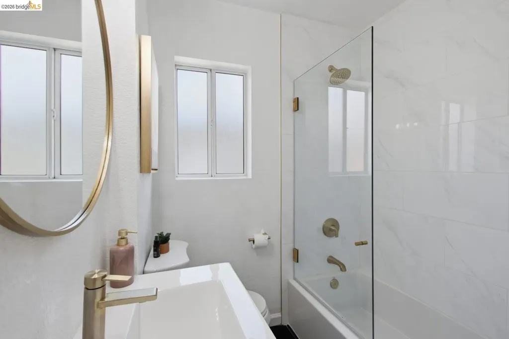 2081 Bonar Street Berkeley CA 94702