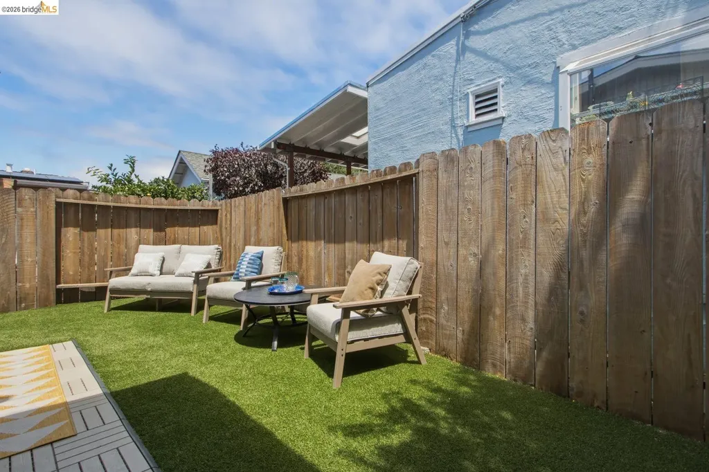 2081 Bonar Street Berkeley CA 94702