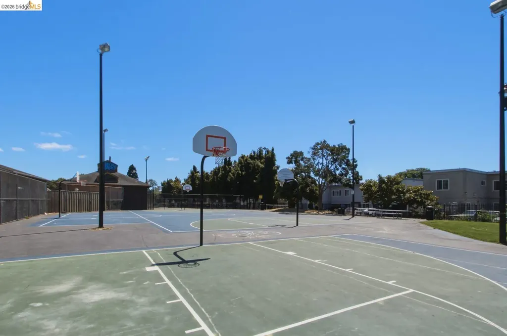 2081 Bonar Street Berkeley CA 94702
