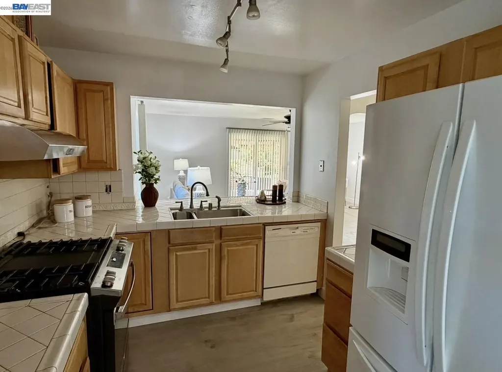 4846 Sally Court Union City CA 94587