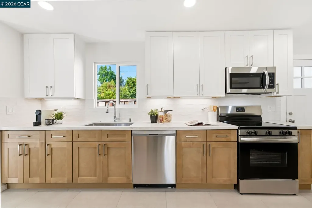 2808 Carmel Street Oakland CA 94602