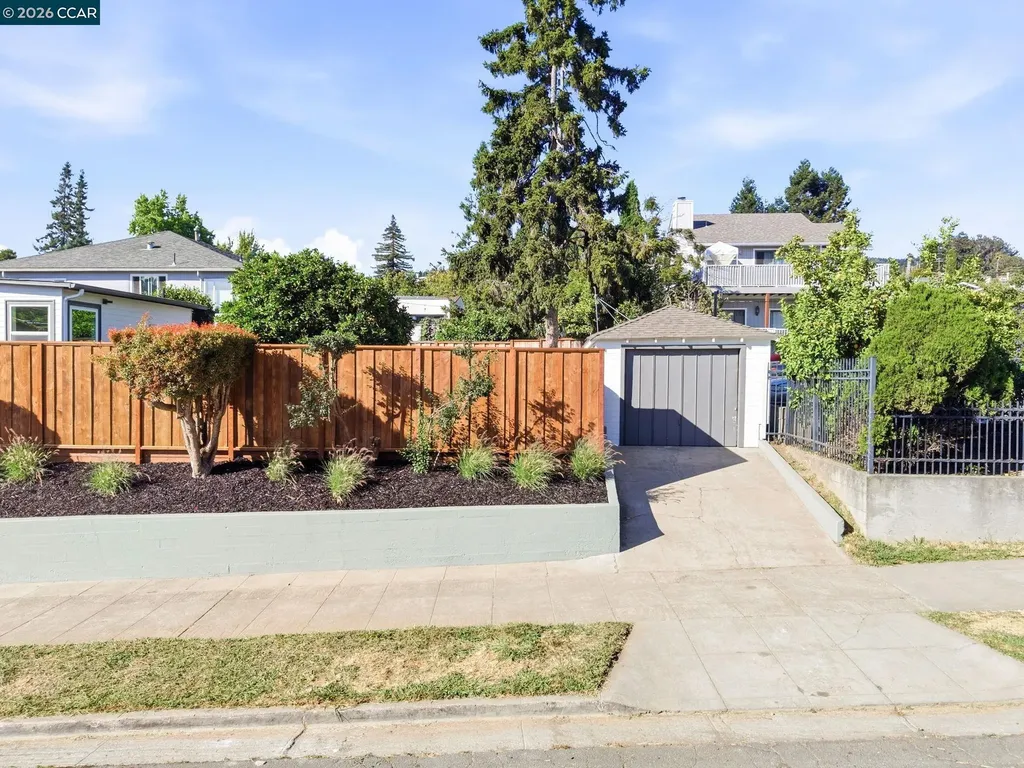 2808 Carmel Street Oakland CA 94602