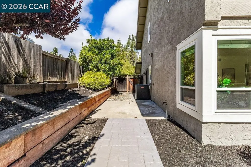 5633 Mount Hood Court Martinez CA 94553