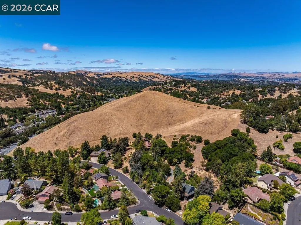 5633 Mount Hood Court Martinez CA 94553
