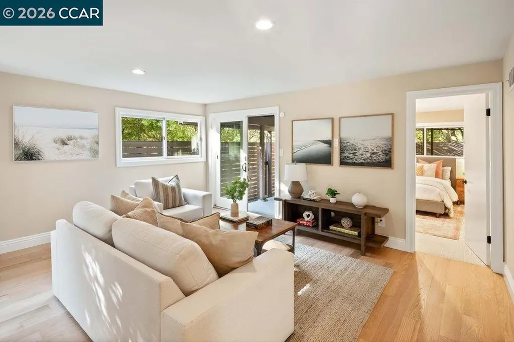 200 Longview Terrace Orinda CA 94563