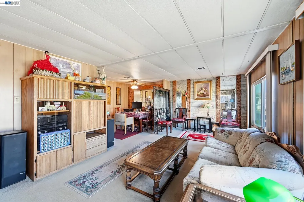 4141 Deep Creek Fremont CA 94555