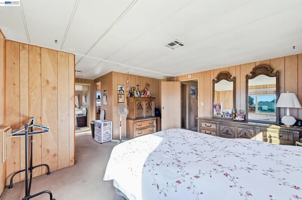 4141 Deep Creek Fremont CA 94555