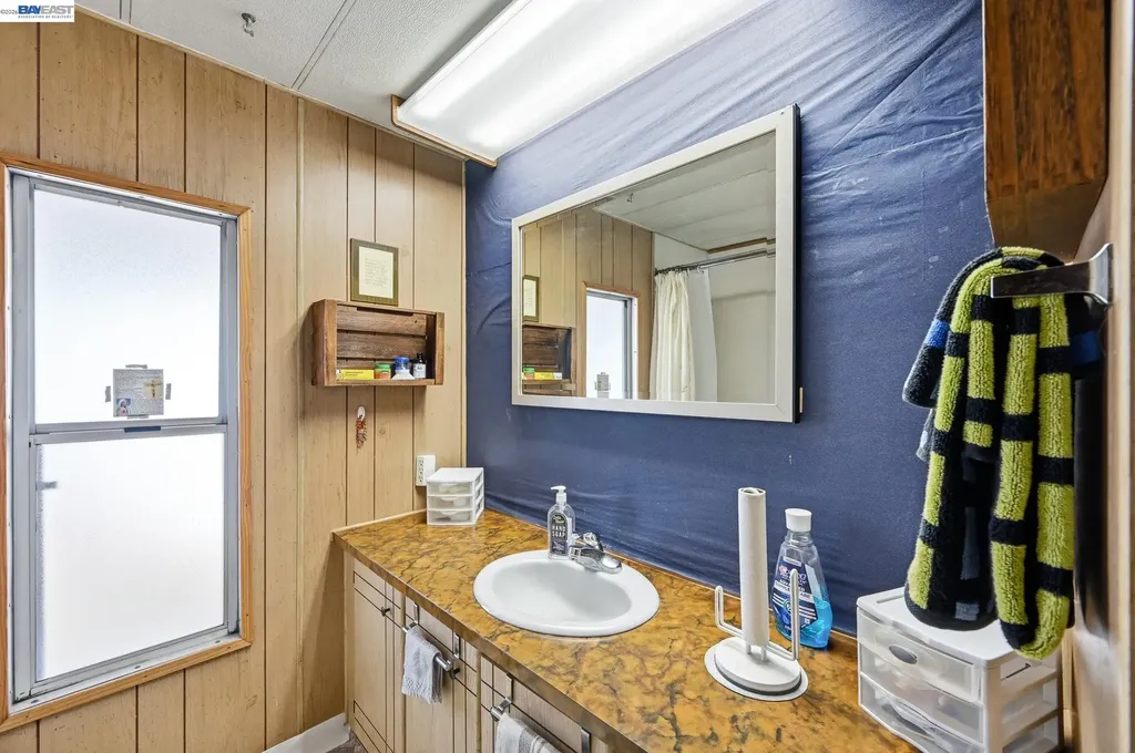 4141 Deep Creek Fremont CA 94555