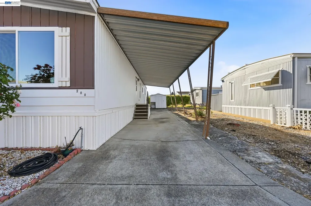 4141 Deep Creek Fremont CA 94555