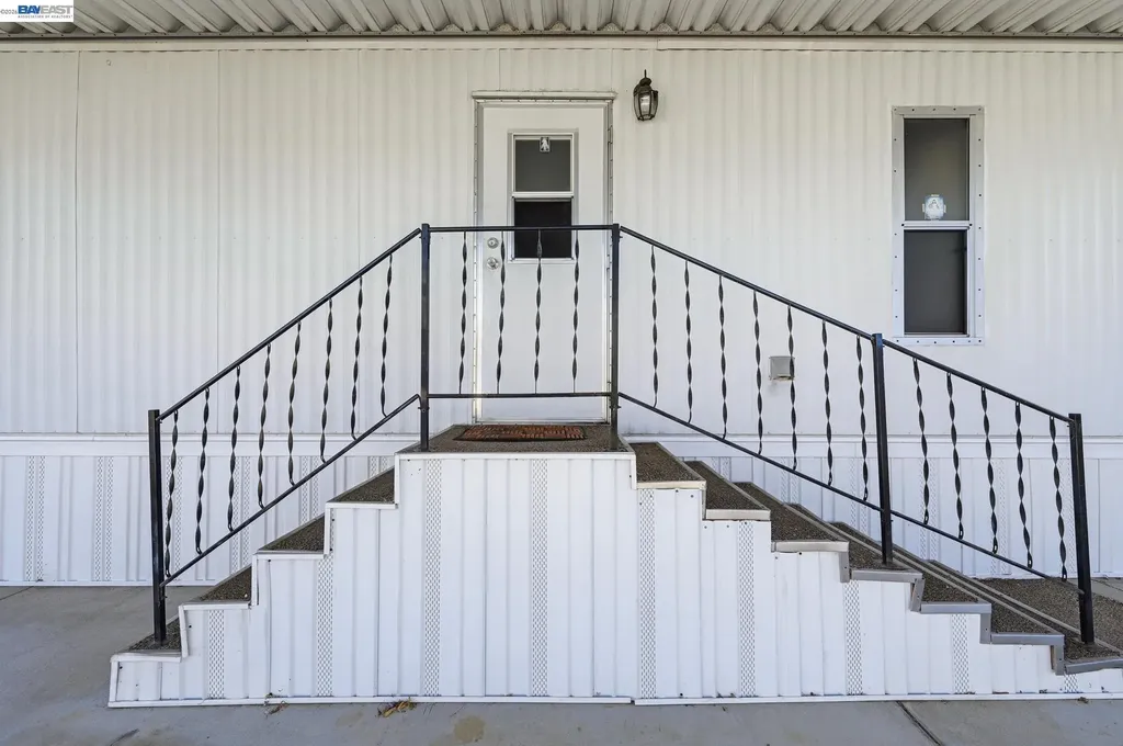 4141 Deep Creek Fremont CA 94555