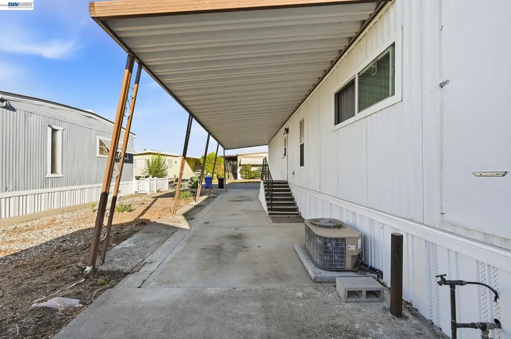 4141 Deep Creek Fremont CA 94555
