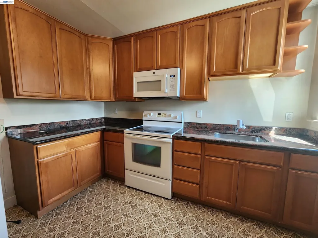 1470 25th Avenue San Francisco CA 94122
