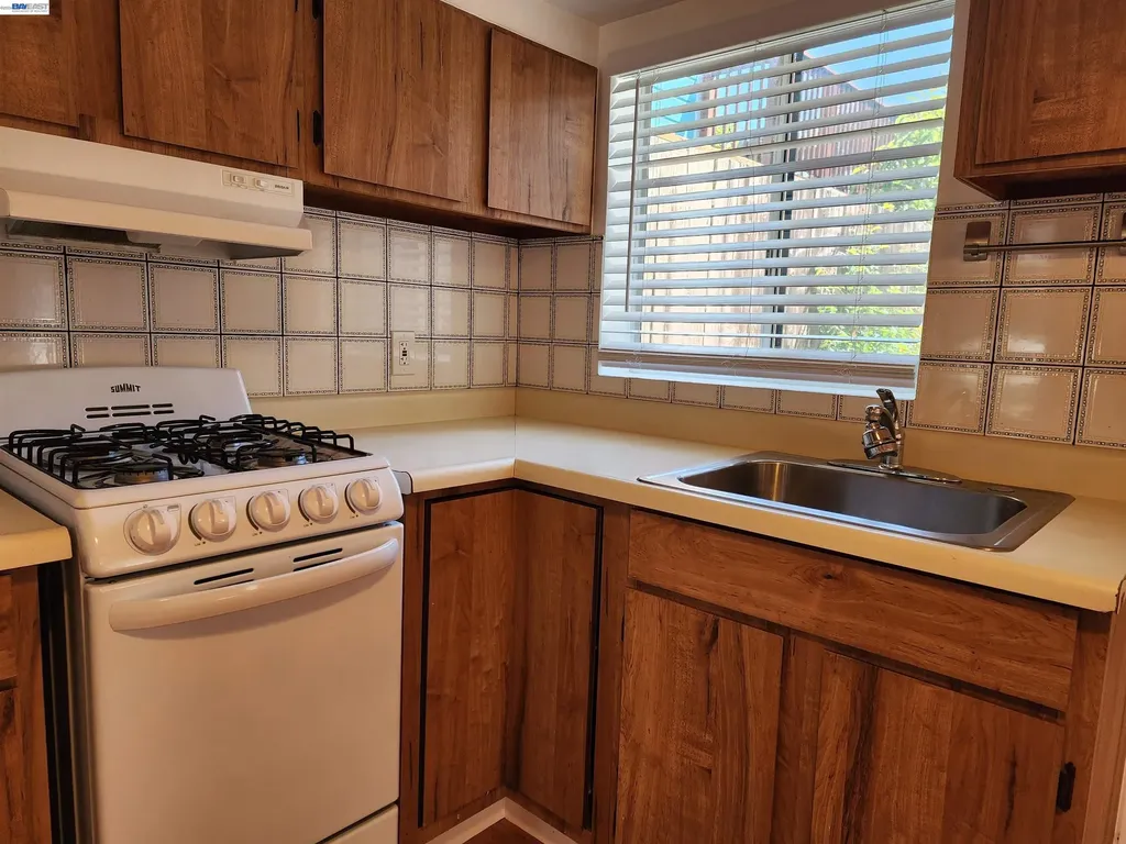 1470 25th Avenue San Francisco CA 94122