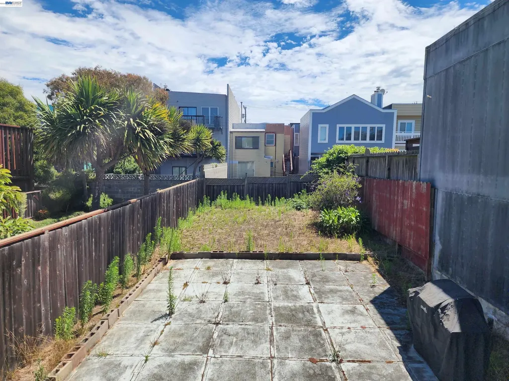1470 25th Avenue San Francisco CA 94122