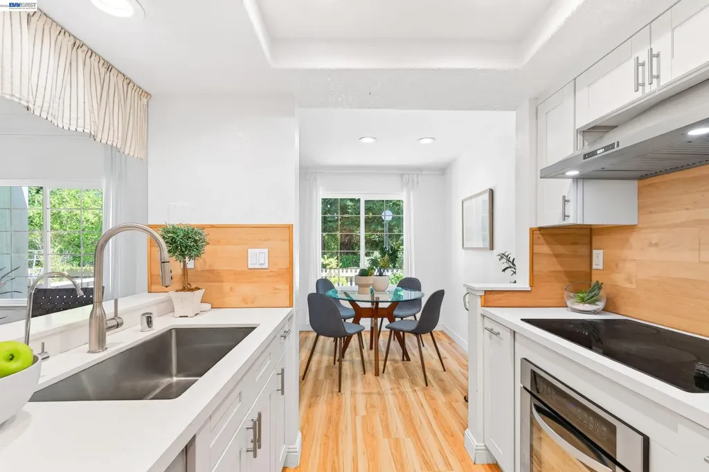 7422 Oxford Circle Dublin CA 94568