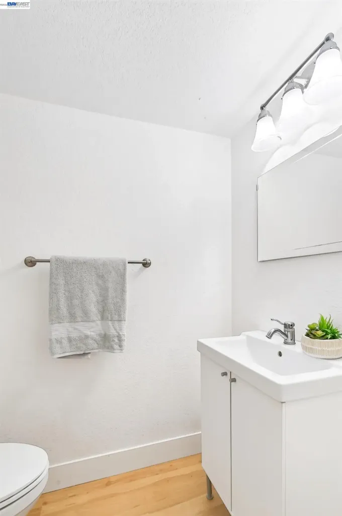 7422 Oxford Circle Dublin CA 94568