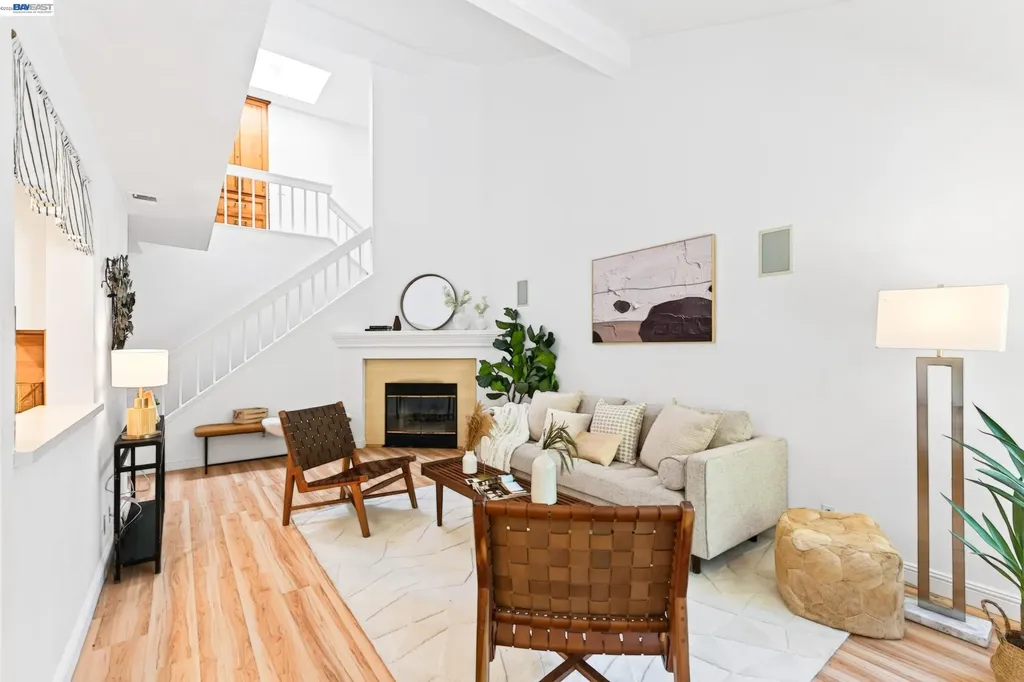 7422 Oxford Circle Dublin CA 94568