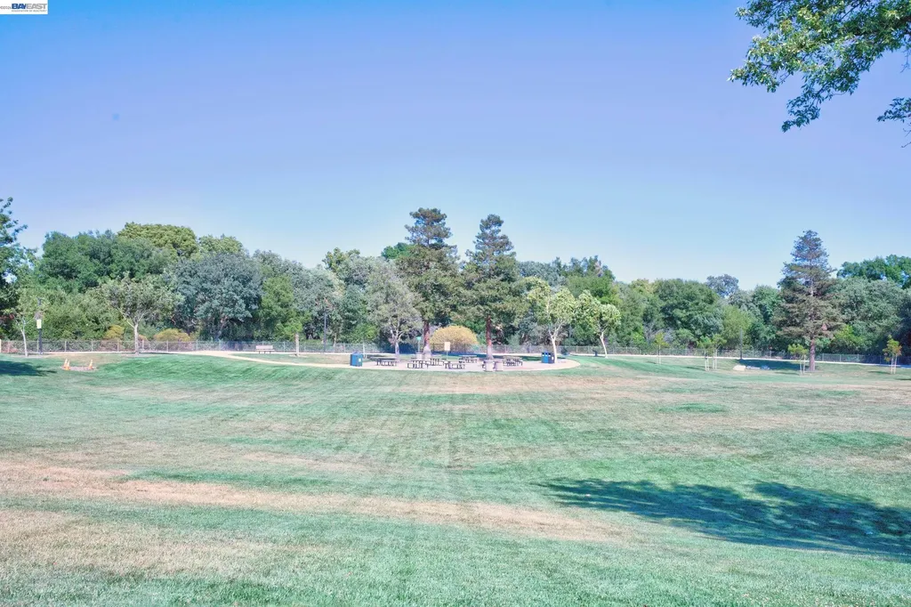 7422 Oxford Circle Dublin CA 94568
