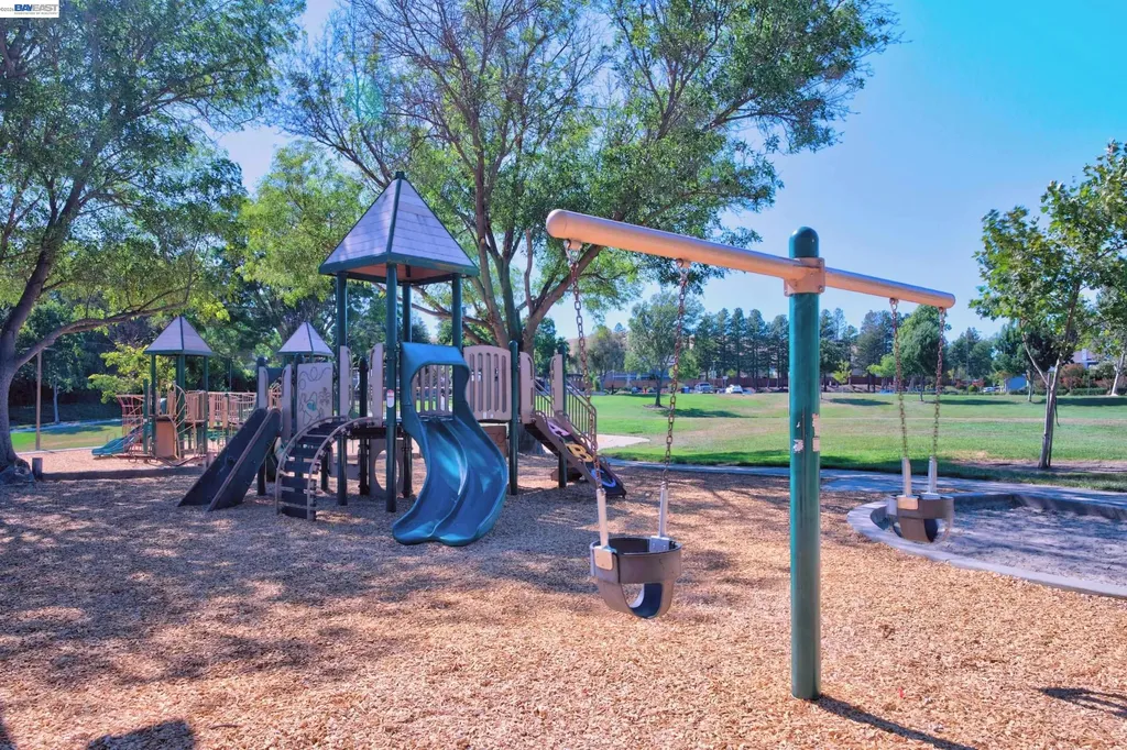 7422 Oxford Circle Dublin CA 94568
