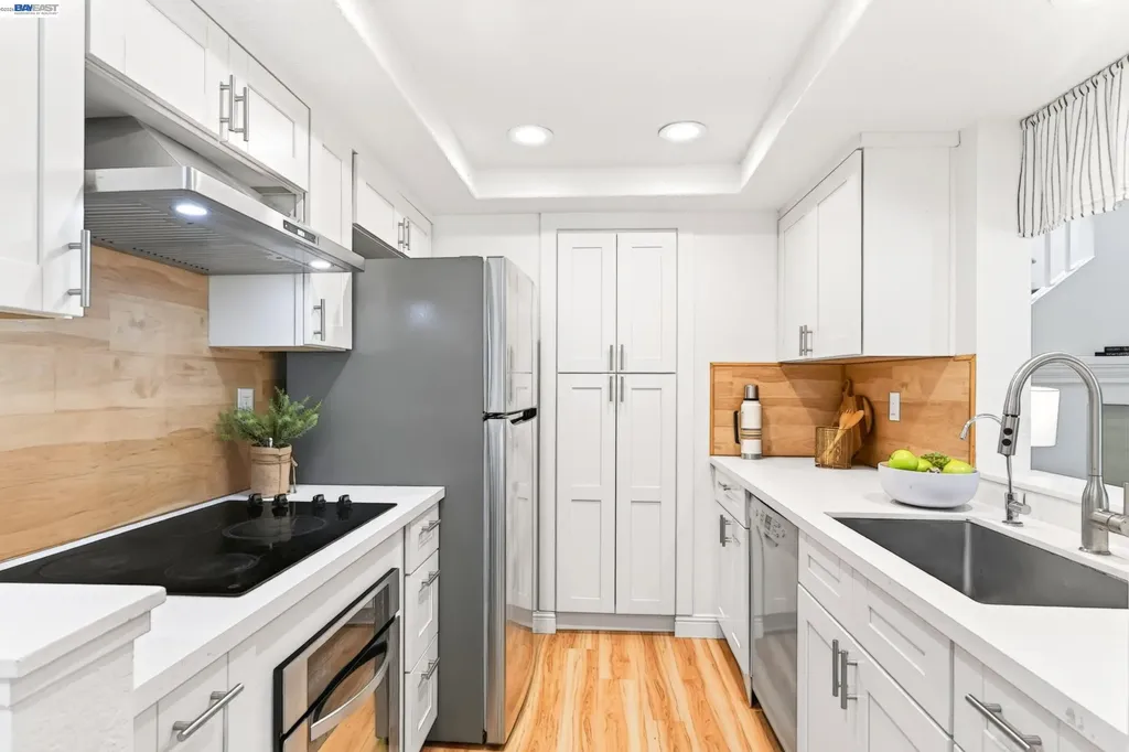 7422 Oxford Circle Dublin CA 94568