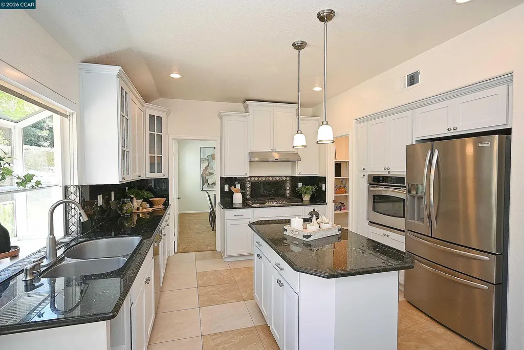 496 Panorama Drive Benicia CA 94510