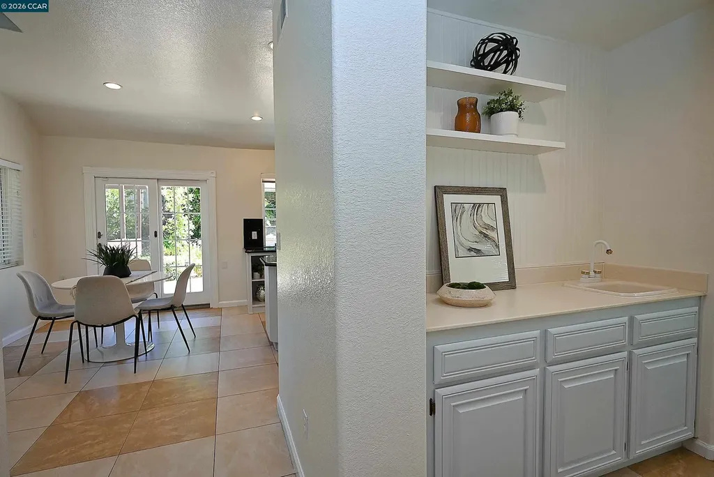 496 Panorama Drive Benicia CA 94510