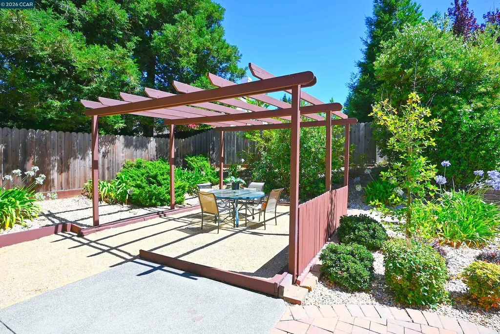 496 Panorama Drive Benicia CA 94510