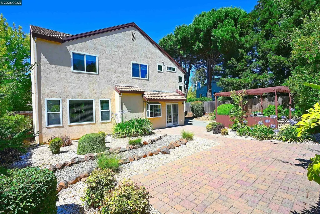 496 Panorama Drive Benicia CA 94510