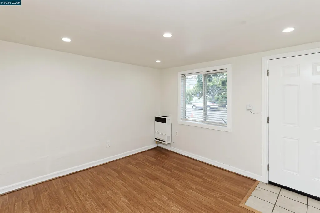 2012 15th Street Oakland CA 94606