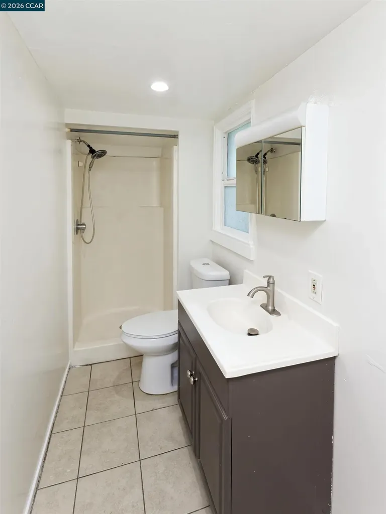 2012 15th Street Oakland CA 94606