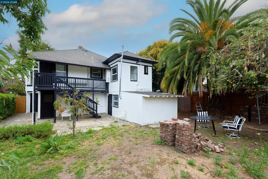 2012 15th Street Oakland CA 94606