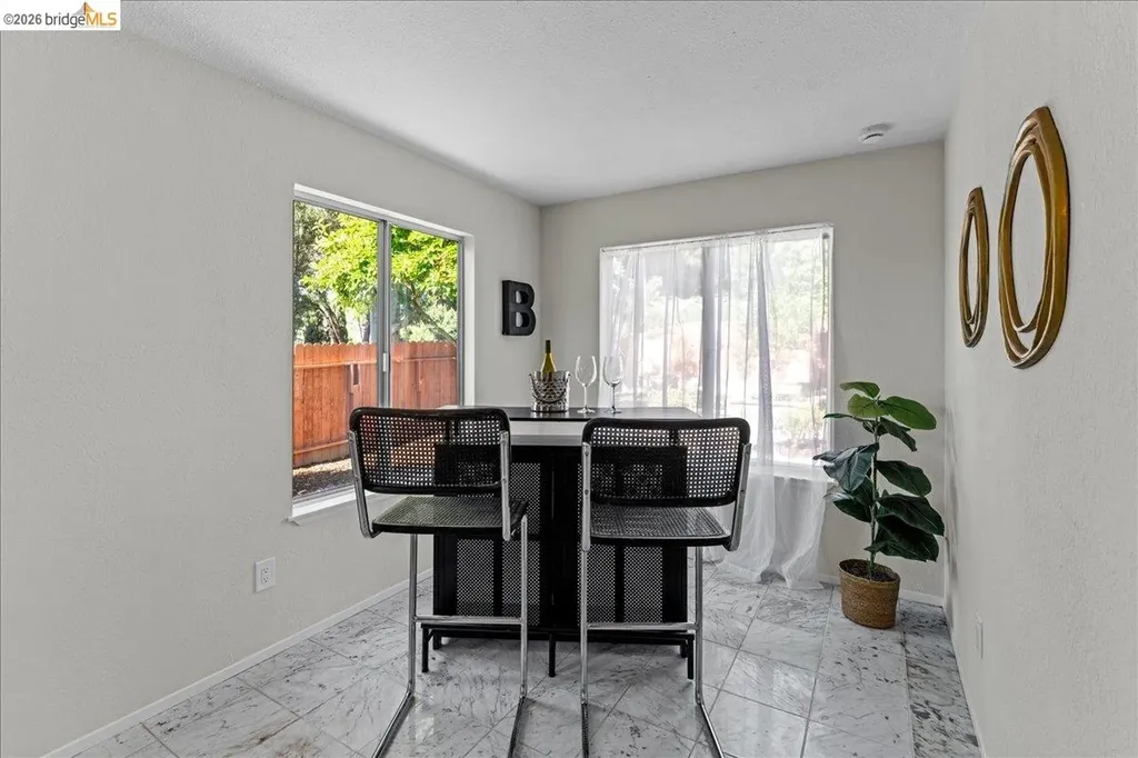 858 Coral Ridge Circle Rodeo CA 94572