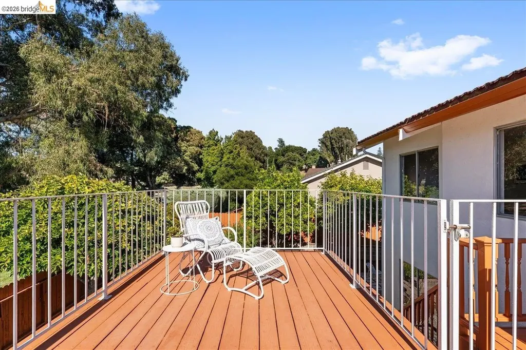 858 Coral Ridge Circle Rodeo CA 94572