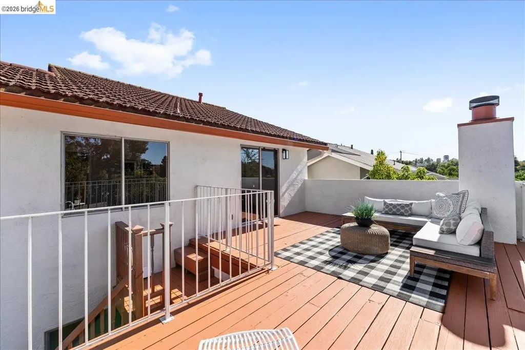 858 Coral Ridge Circle Rodeo CA 94572
