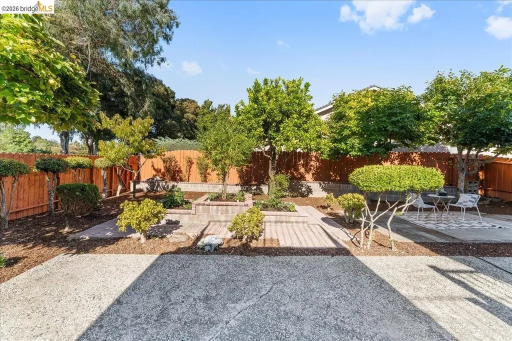 858 Coral Ridge Circle Rodeo CA 94572