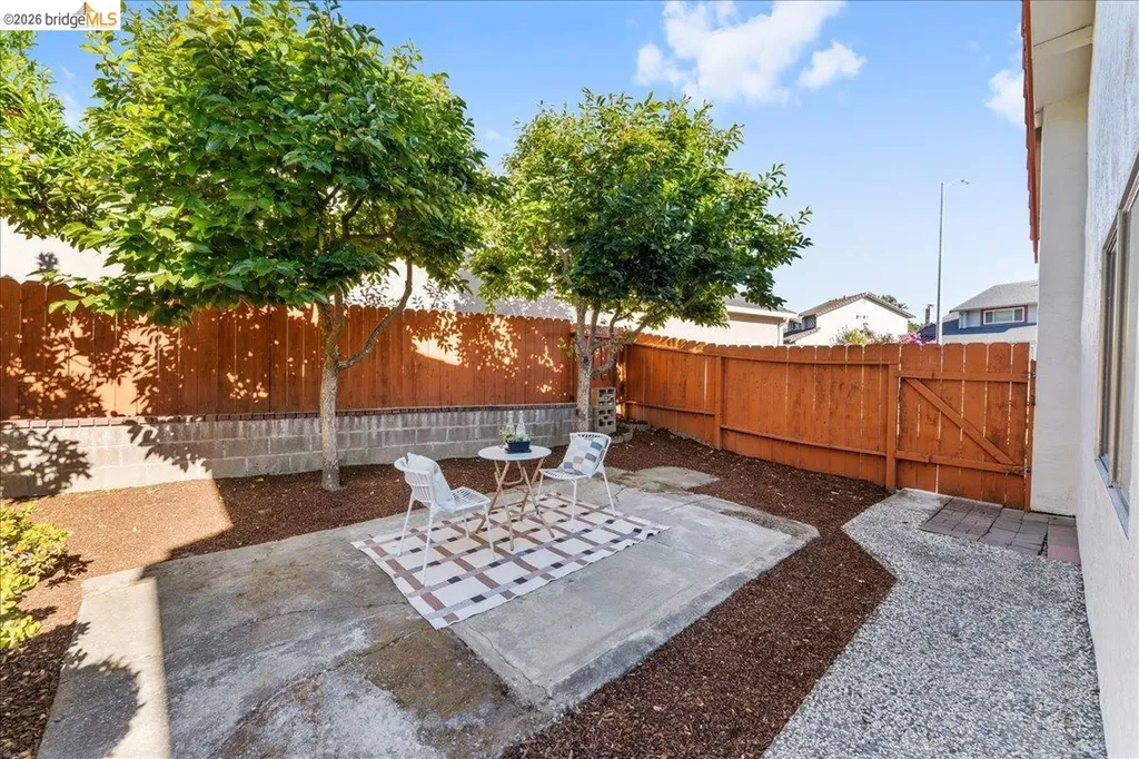 858 Coral Ridge Circle Rodeo CA 94572