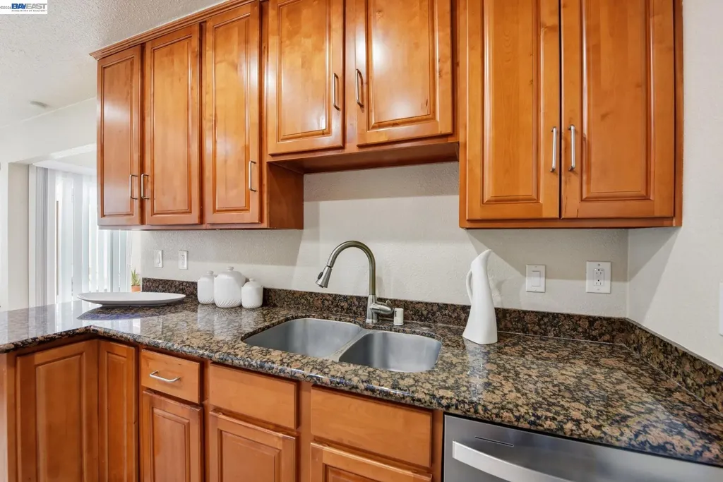 33253 Lake Pyramid Street Fremont CA 94555
