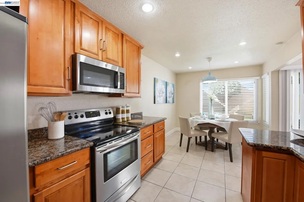 33253 Lake Pyramid Street Fremont CA 94555