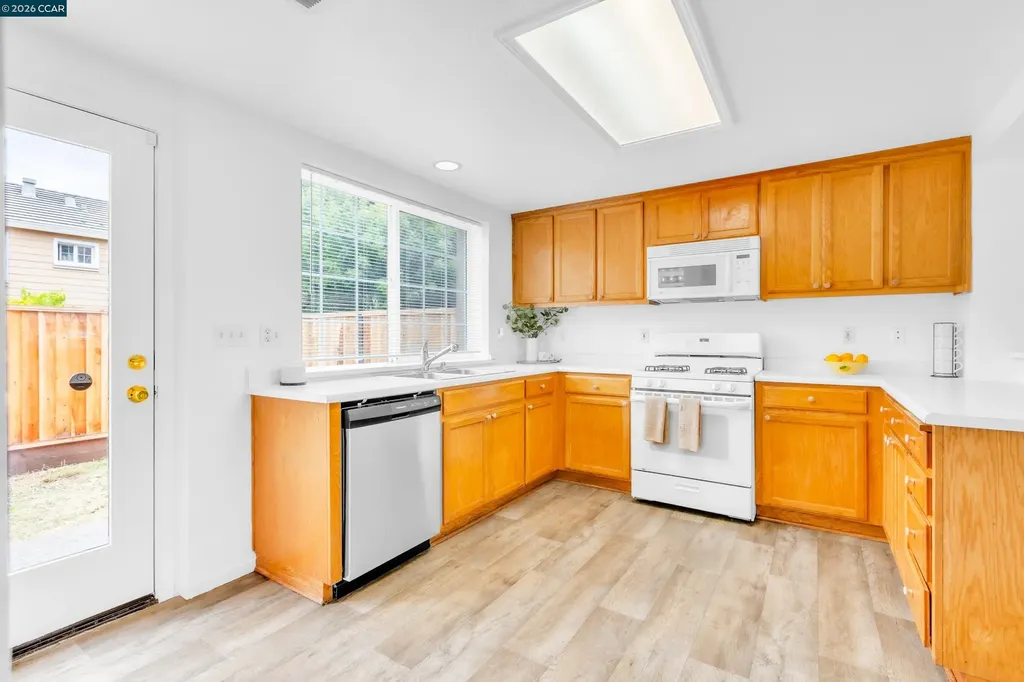 712 Daniels Avenue Vallejo CA 94590