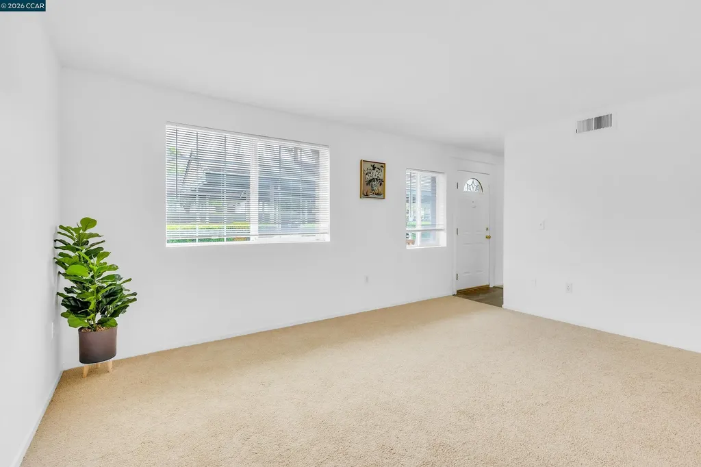 712 Daniels Avenue Vallejo CA 94590