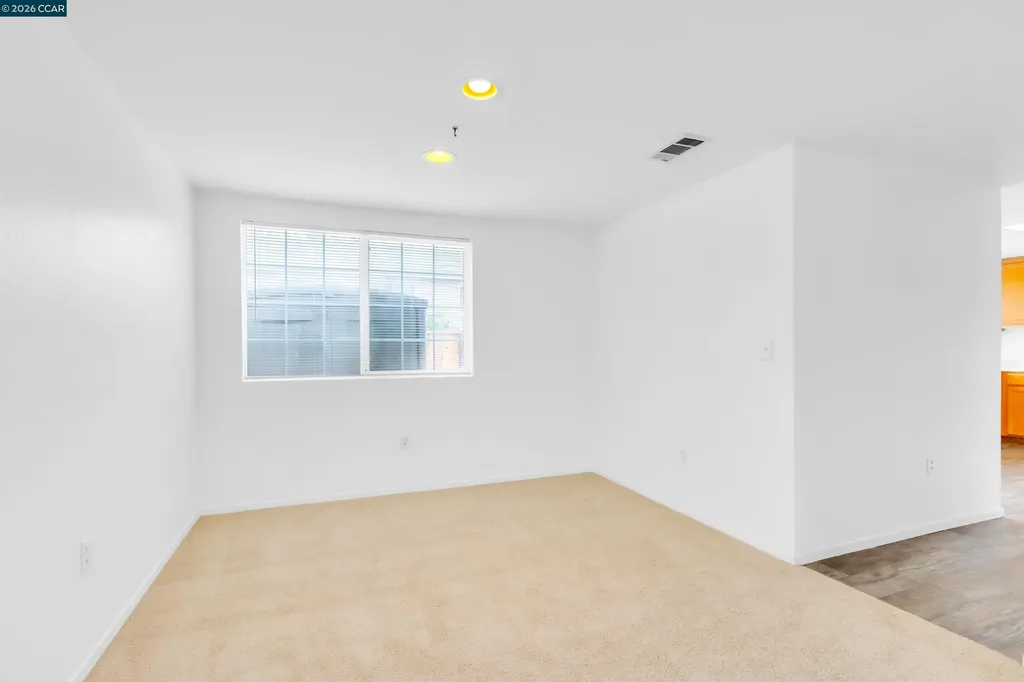 712 Daniels Avenue Vallejo CA 94590