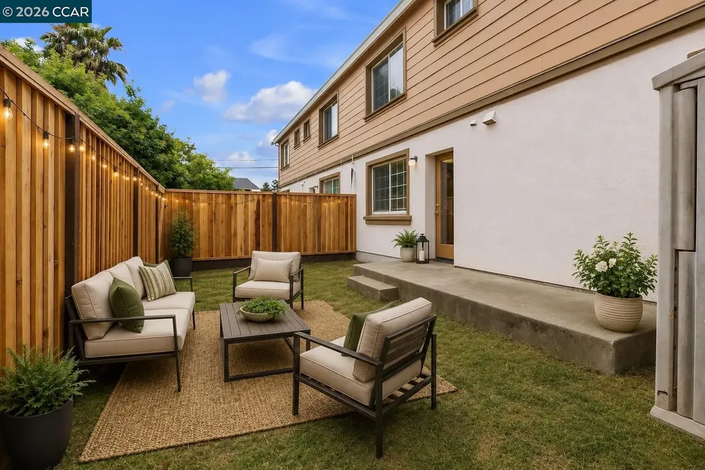 712 Daniels Avenue Vallejo CA 94590