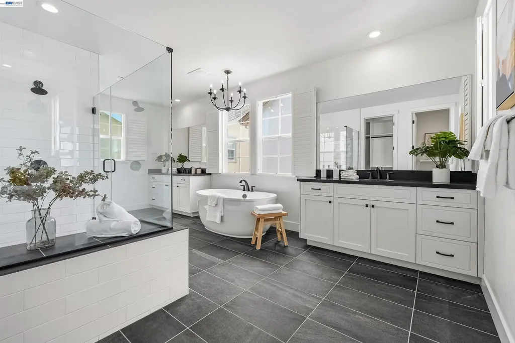 37592 Sea Bank Street Newark CA 94560