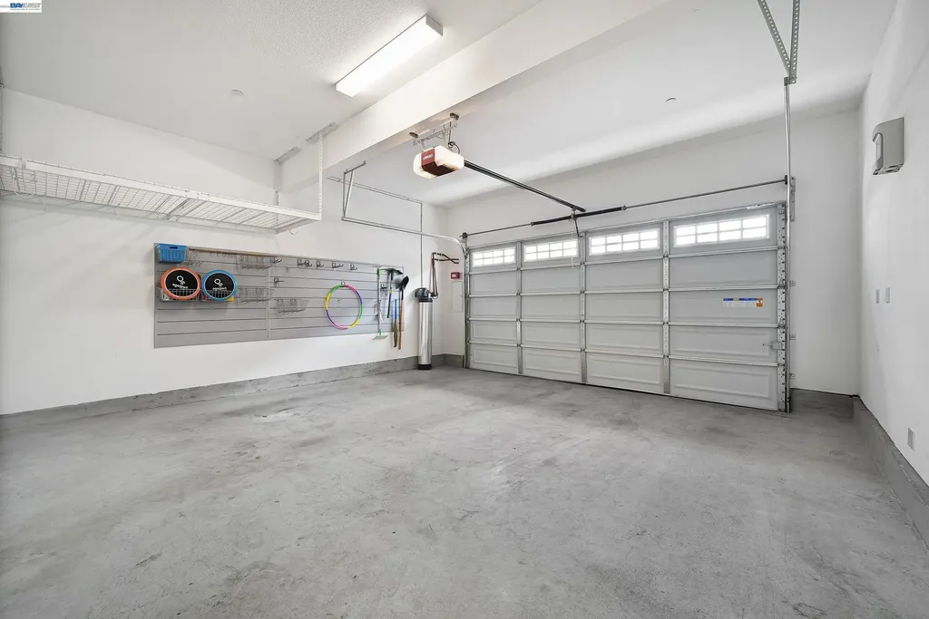 37592 Sea Bank Street Newark CA 94560