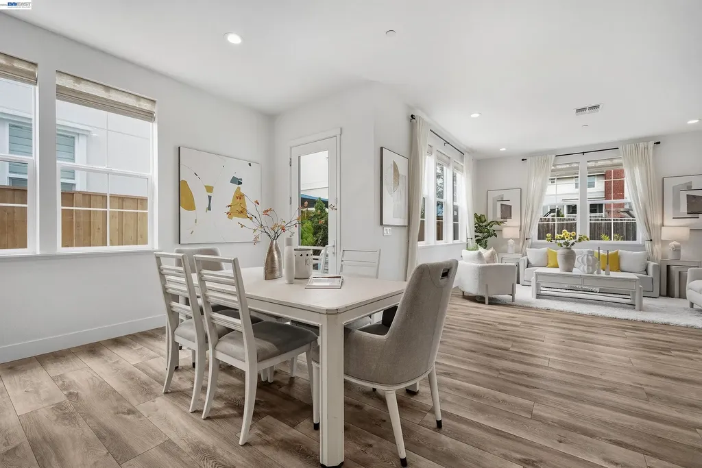 37592 Sea Bank Street Newark CA 94560