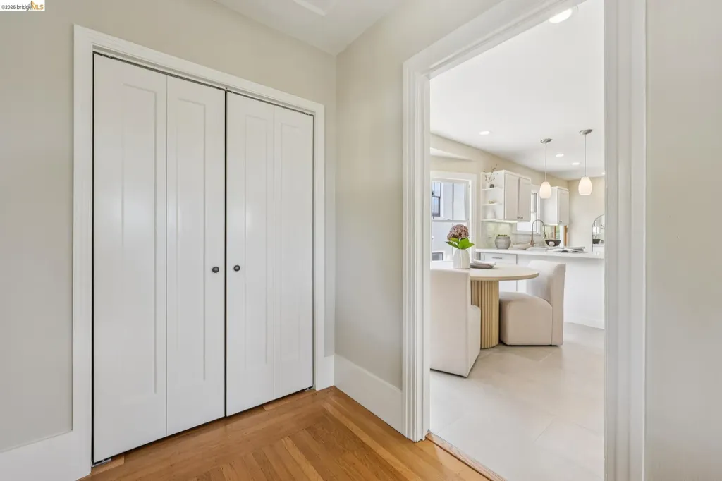 4630 Edgewood Avenue Oakland CA 94602